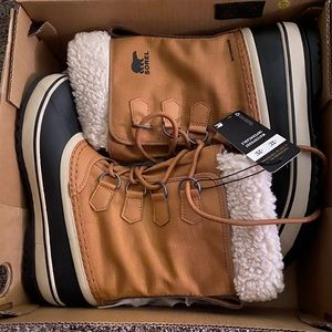 Sorel Winter Carnival Snow Boots